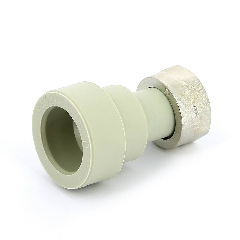 Муфта полипропиленовая FV-Plast с накидной гайкой 32x1 226032