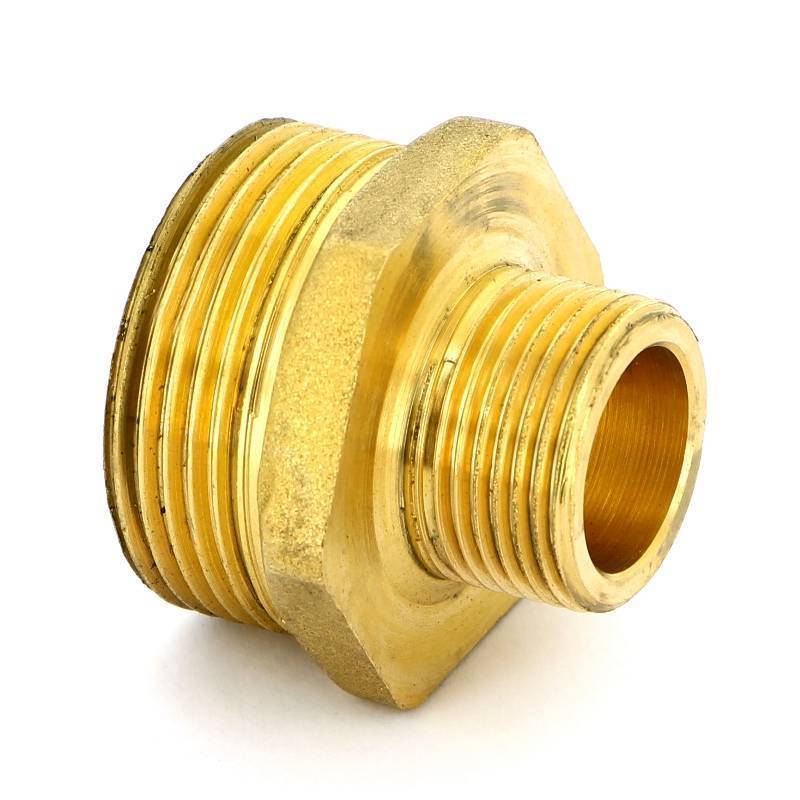 Ниппель редукционный Uni-Fitt 1 1/4x3/4 латунный 600G5300