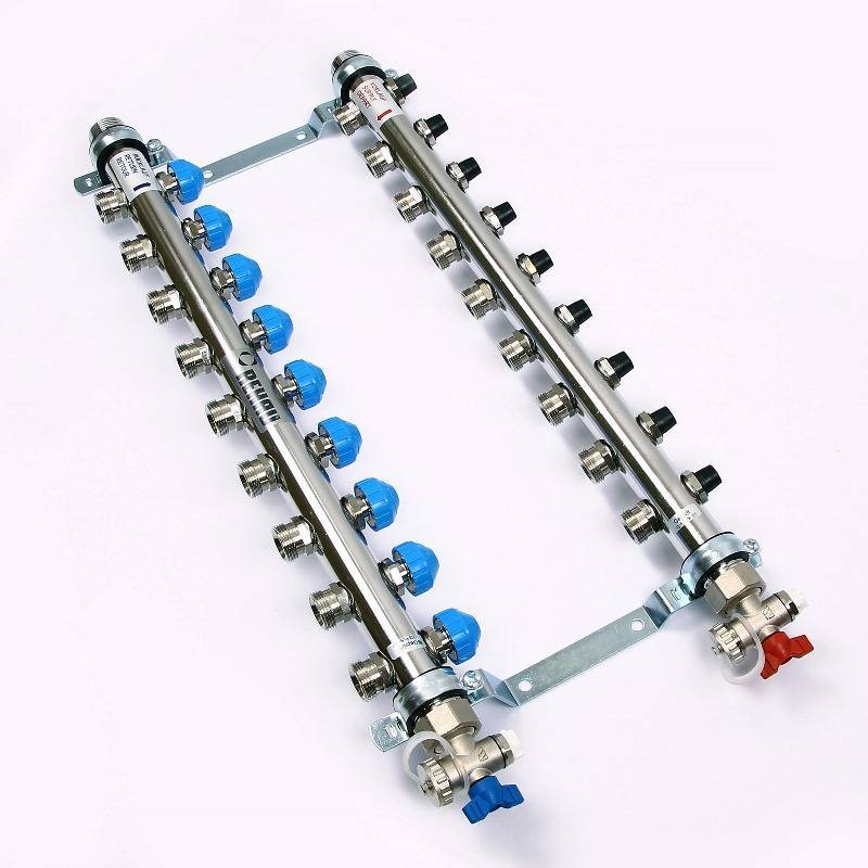 Коллекторная группа из нержавеющей стали Rehau HKV-D с регулирующими и термостатическими вентилями 1 x 3/4 EK 9 выходов 218091