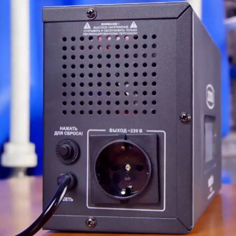 Источник бесперебойного питания ZOTA Matrix WT1400 1400 Вт 24 В ZX3468814140