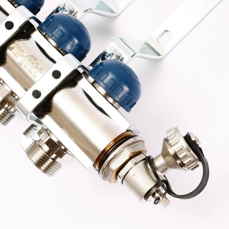 Коллекторная группа Uni-Fitt серия E 1x3/4 EK 3 выхода с расходомерами 440E4303