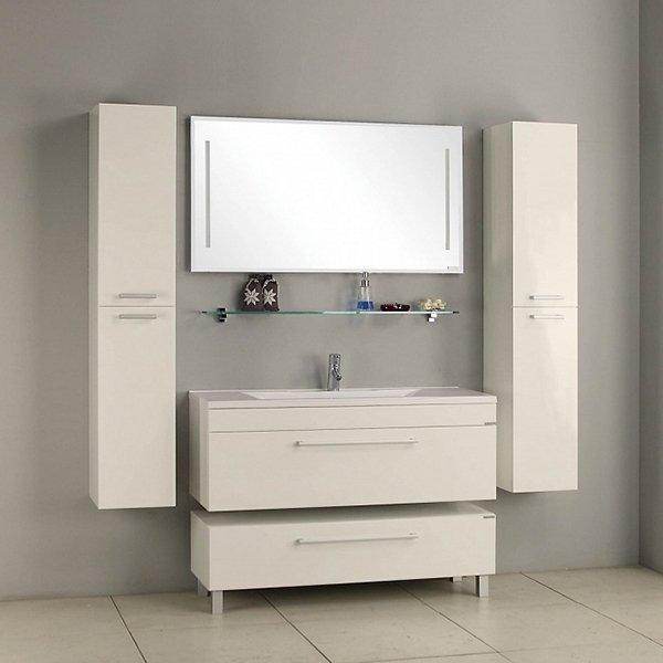 Зеркальный шкаф Акватон Мадрид 100 со светильником 1A111602MA010