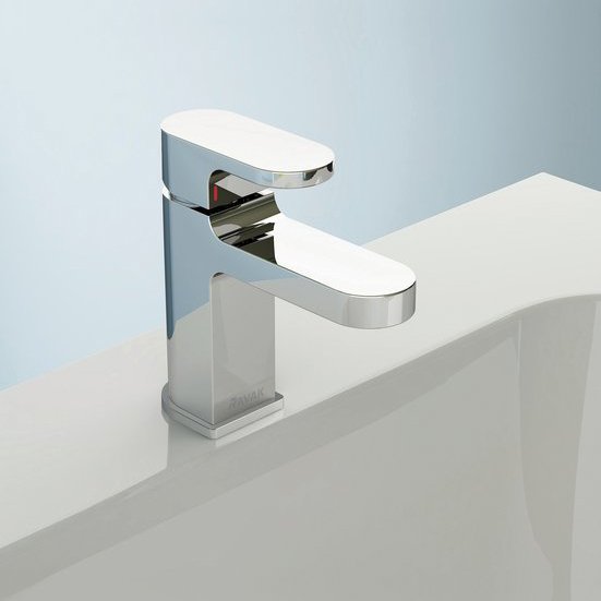 Смеситель для умывальника RAVAK Chrome CR 012.00 без донного клапана X070041