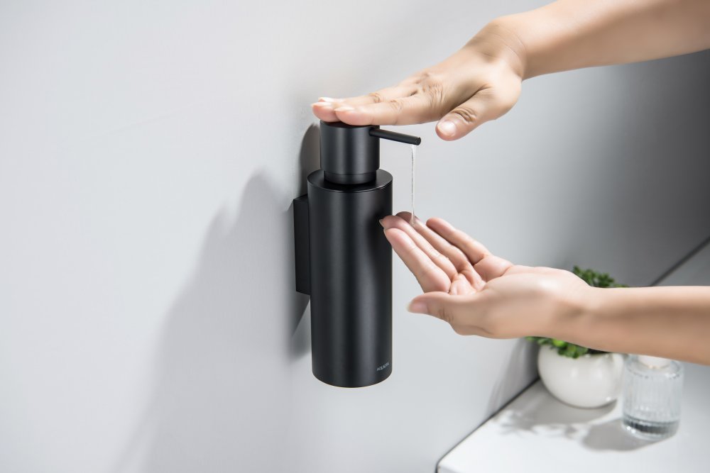 Дозатор для жидкого мыла Aquanet Оберон матовый черный AQ4205MB