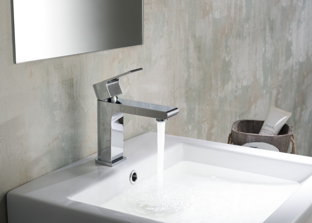 Смеситель для раковины Aquanet Лира 103 мм без донного клапана хром AQ1410CR