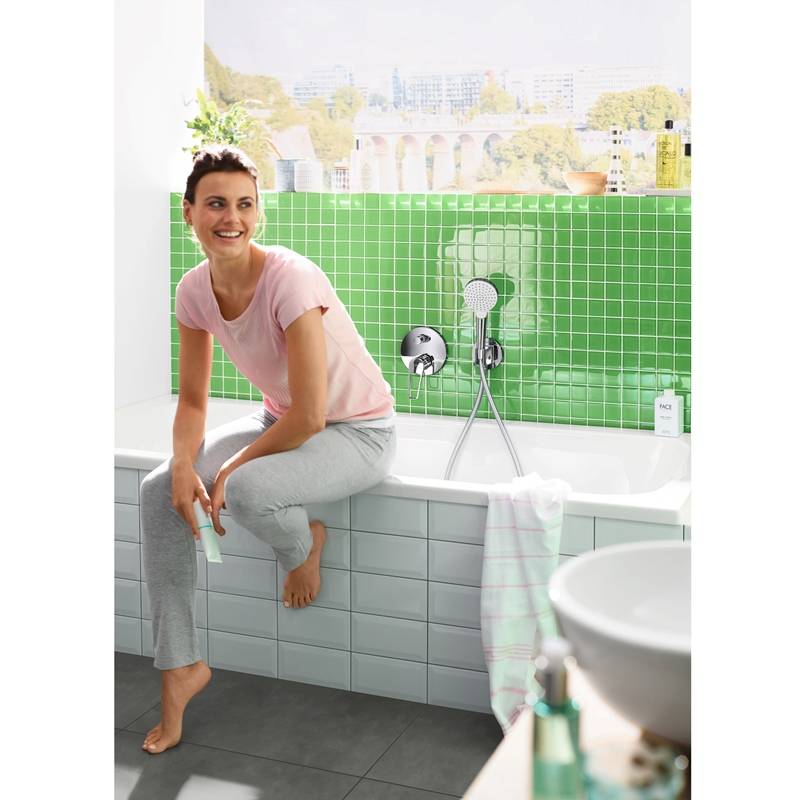 Шланговое подсоединение Hansgrohe FixFit S с держателем хром 26487000