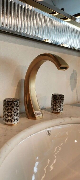 Смеситель для раковины THG Nihal porcelaine noire матовое светлое золото U2PF31151M