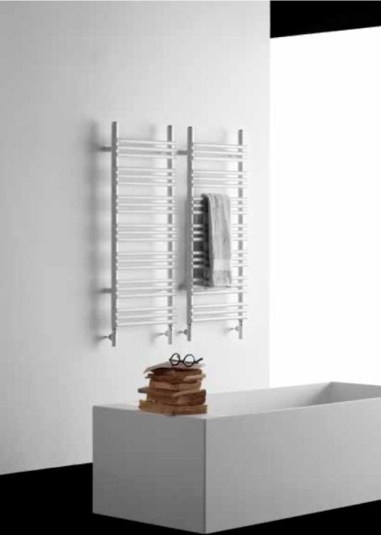 Полотенцесушитель электрический Antrax IT Rabbit E 22 435x1052 мм со штекером Schuko белый матовый CRBT22043105BBCOR