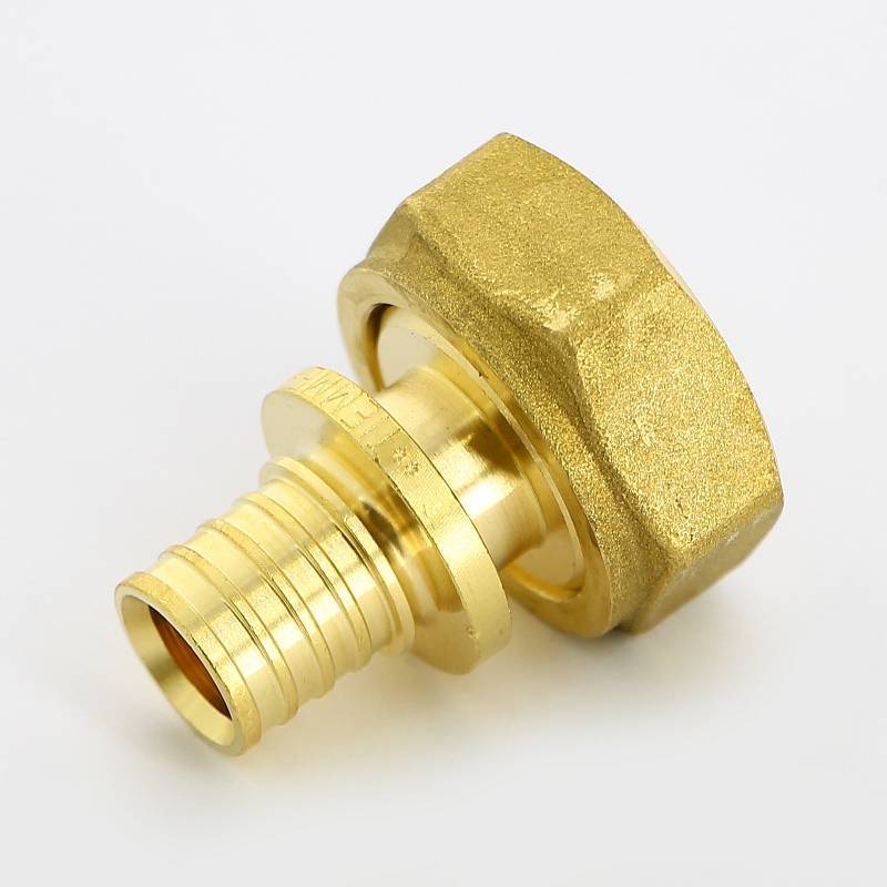 Муфта аксиальная Uni-Fitt 16x3/4 EK с накидной гайкой 753G6300