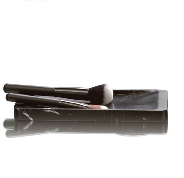 Лоток настольный вогнутый Bertocci Carrarino 240х120х20 мм marquina 12444050000