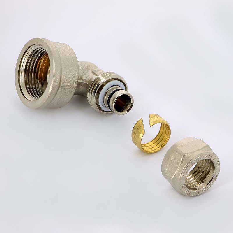 Угольник обжимной Uni-Fitt никелированный 16х3/4 ВР 664N6300