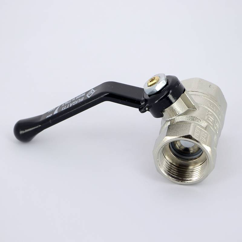 Кран шаровой Bugatti Arizona 600 ВВ 3/4 рычаг 06000009