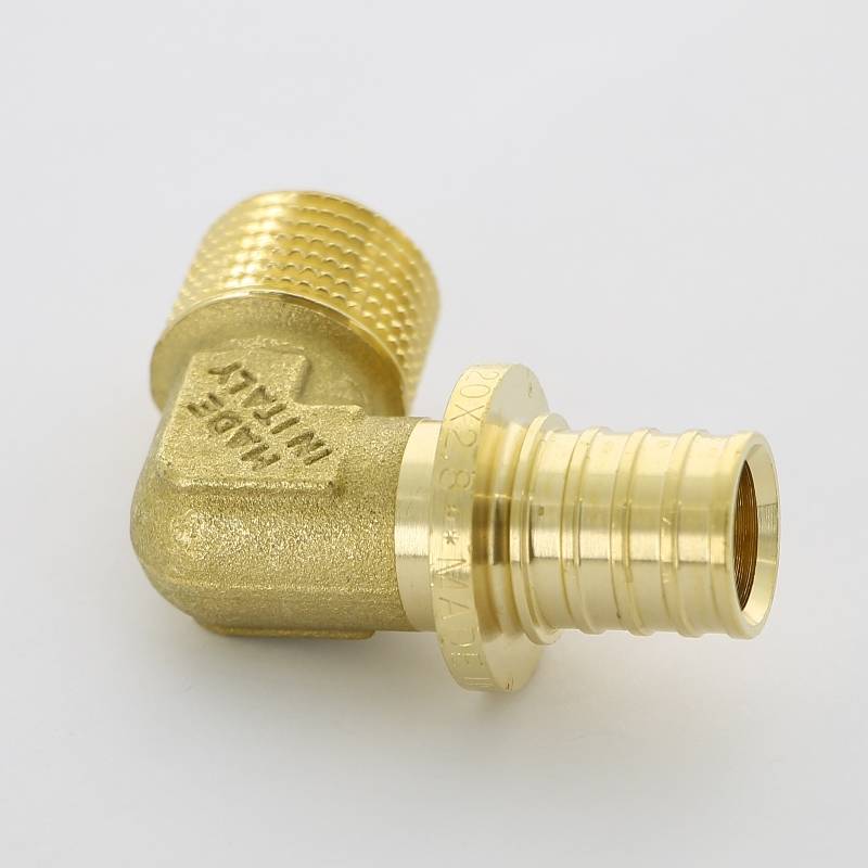 Угол аксиальный Uni-Fitt 20x1/2 НР латунь 745G7200