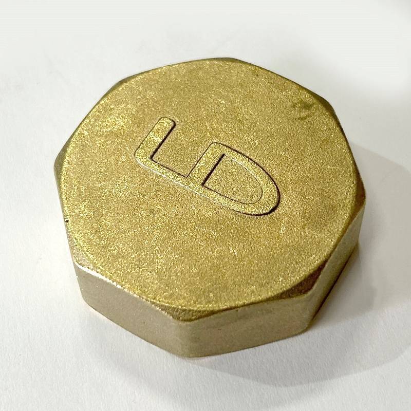 Заглушка резьбовая латунная LD DN32 1 1/4 ВР LD.65.504.32