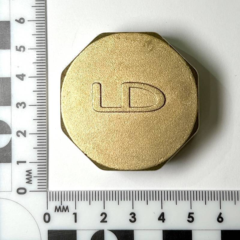 Заглушка резьбовая латунная LD DN32 1 1/4 ВР LD.65.504.32