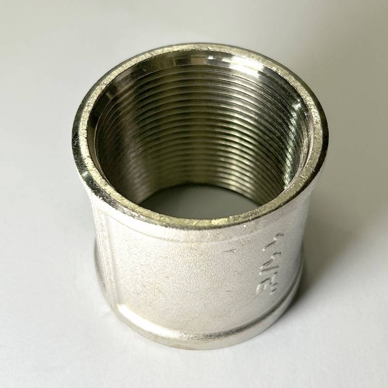 Муфта резьбовая LD Pride DN40 1 1/2 дюйма ВР-ВР никелированная латунь LD.67.502.40