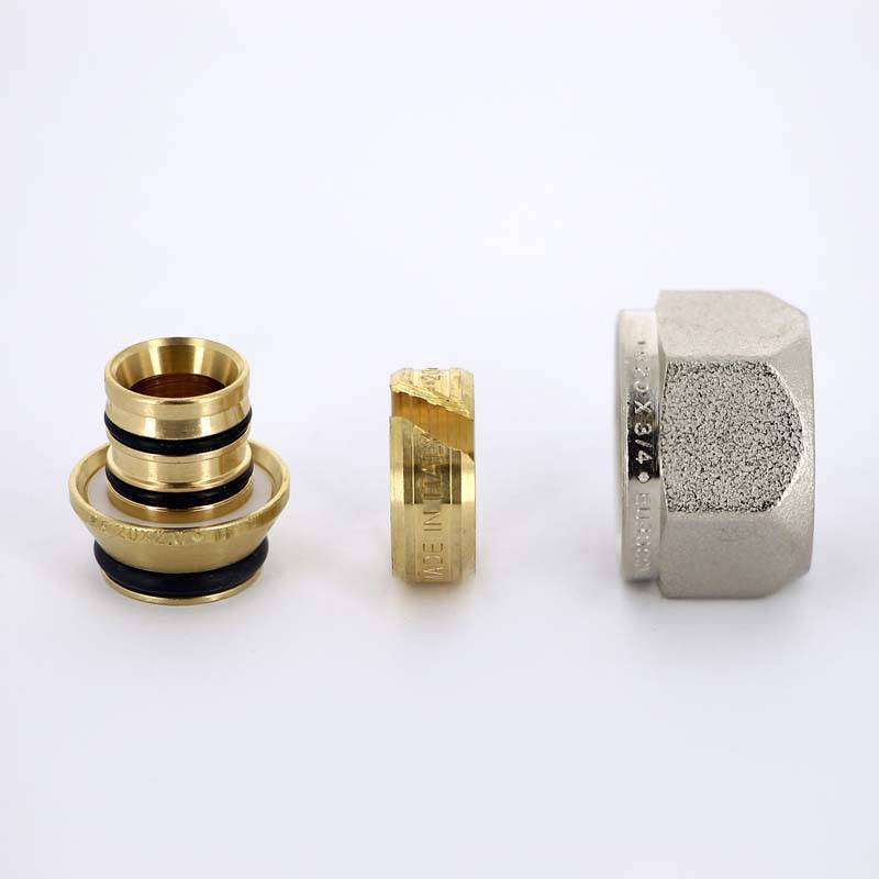 Соединитель обжимной Uni-Fitt никелированный евроконус 20х3/4 680N2034