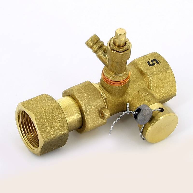 Вентиль отсечной Uni-Fitt 3/4 В пломбируемый для расширительных баков 261G3000