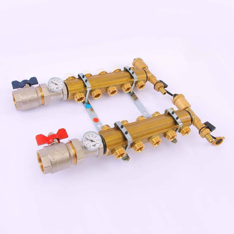 Коллекторная группа с регулировочными и термостатическими вентилями TIEMME 1 1/4x3/4 EK 5 выходов 3870133