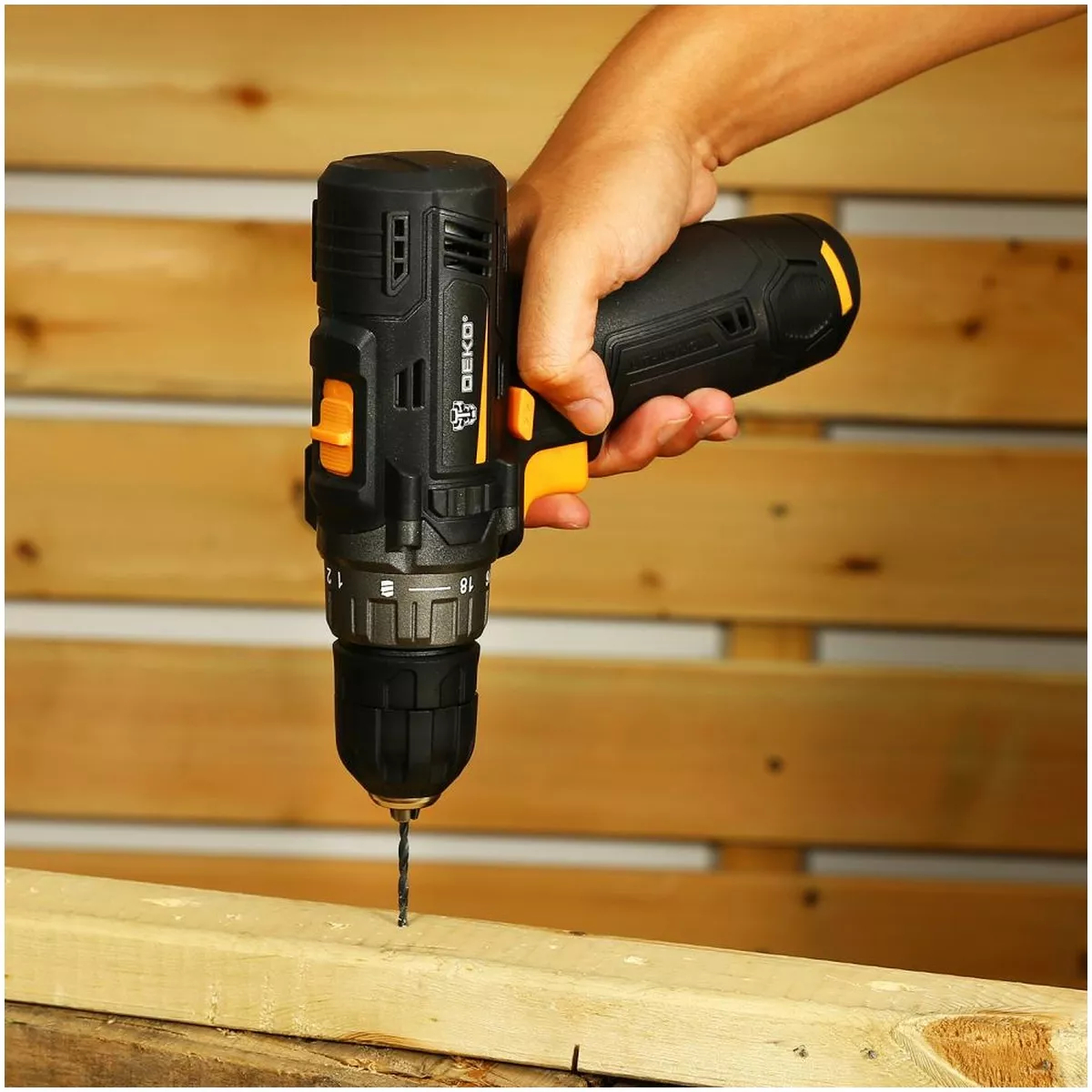 Дрель-шуруповерт аккумуляторная DEKO GCD12DU3 12 В GCD12DU3