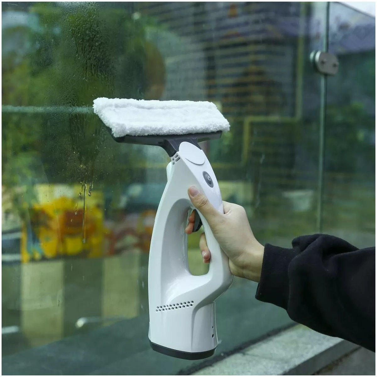 Стеклоочиститель аккумуляторный DEKO WVC3.7 белый