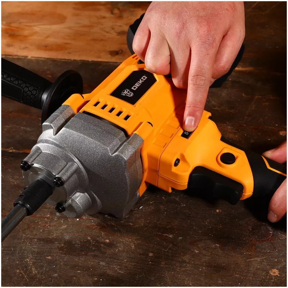 Миксер строительный DEKO DKM1300 1300 Вт 063-4160