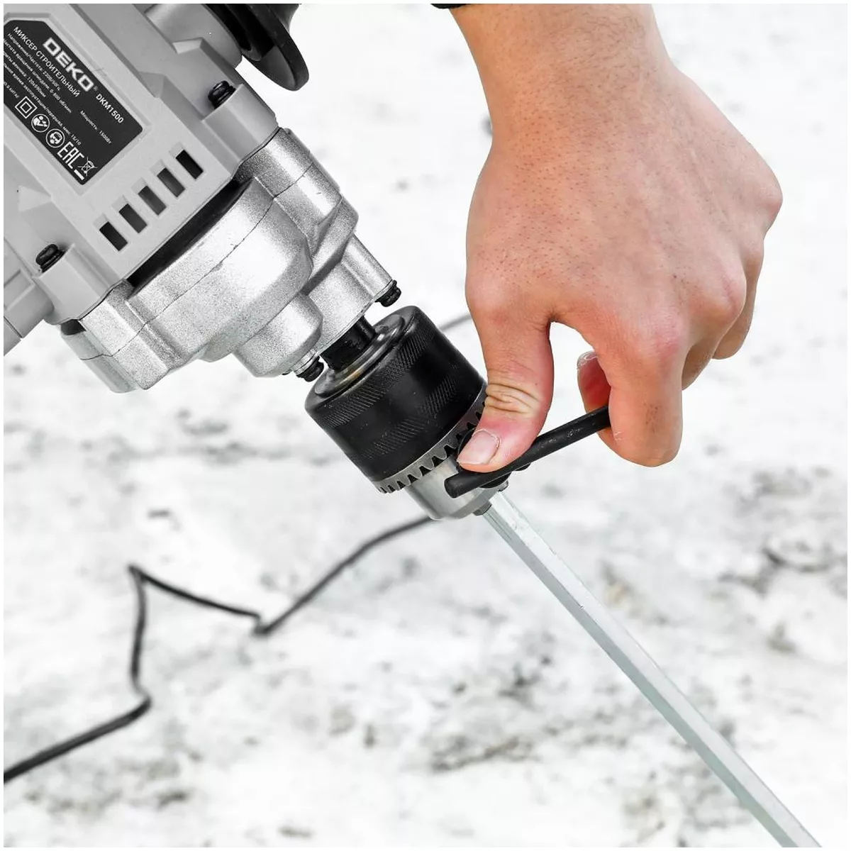 Миксер строительный DEKO DKM1500 1500 Вт с патроном 063-4161