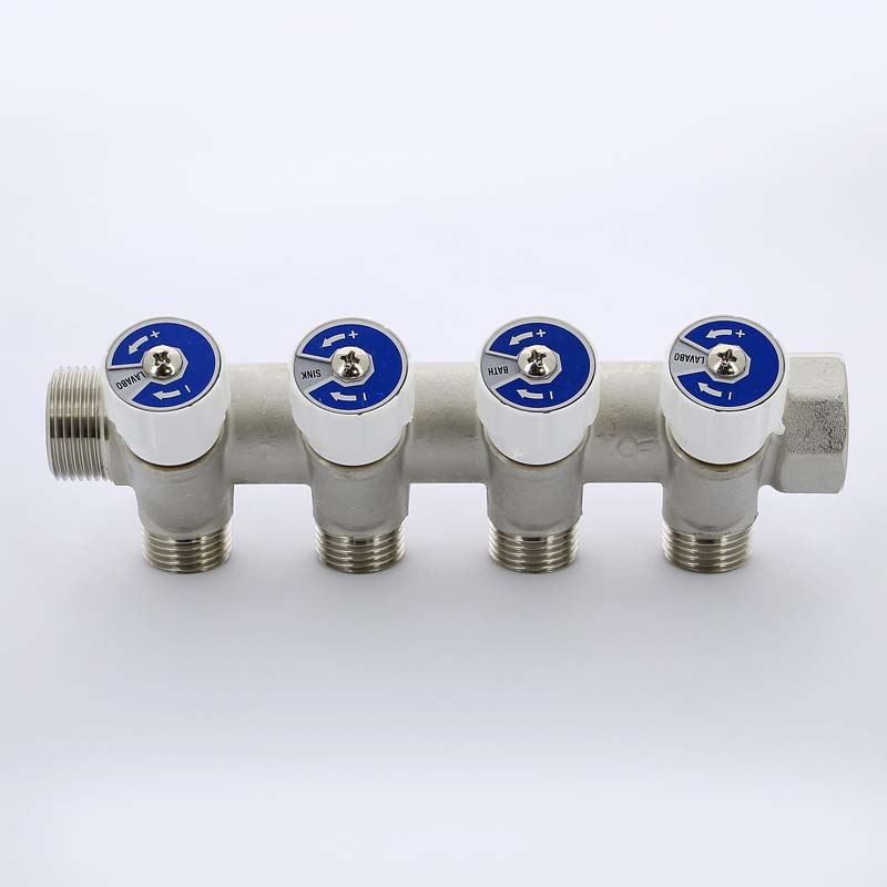 Коллектор НВ 3/4 х 4 вых 1/2 под соединитель, с вентилями, никель
