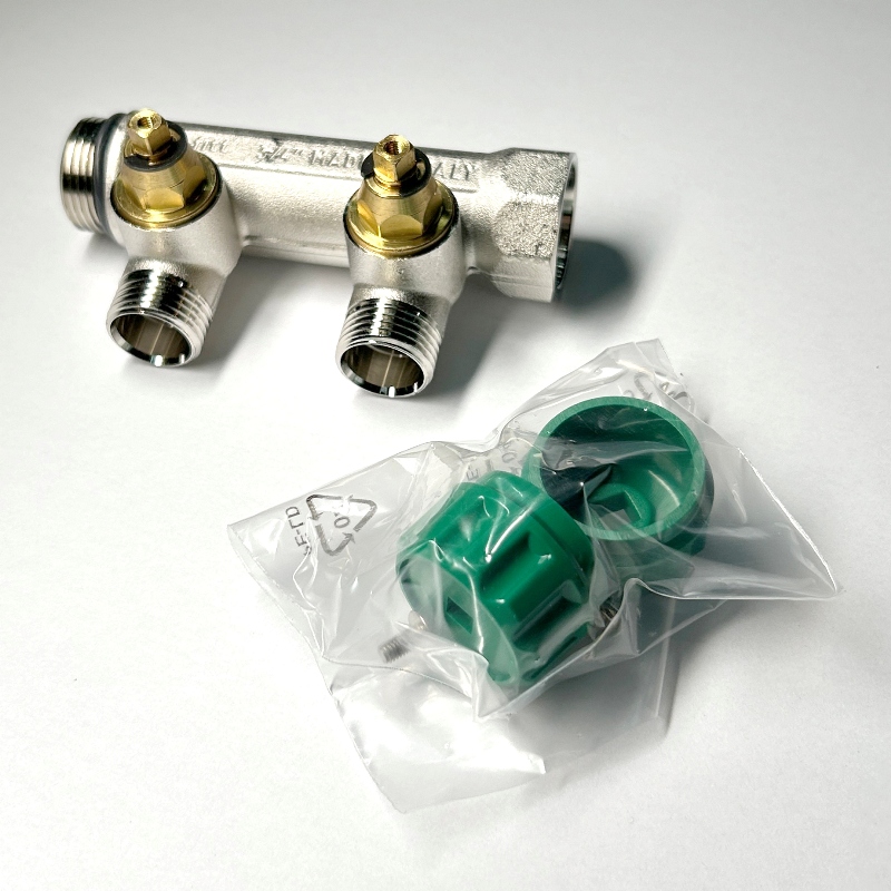 Коллектор НВ 3/4 х 2 вых 1/2 под соединитель, вых 90', 50 мм, с вентилями, никель