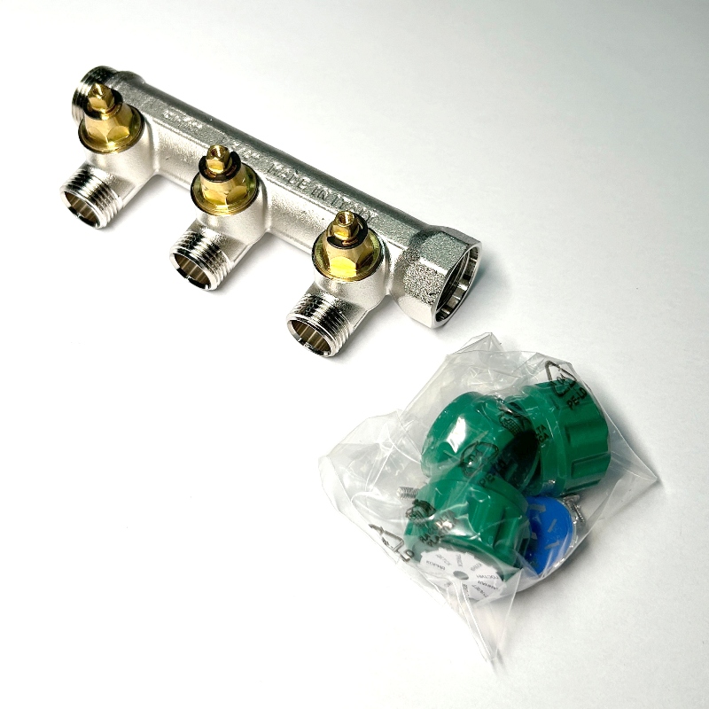 Коллектор НВ 3/4 х 3 вых 1/2 под соединитель, вых 90', 50 мм, с вентилями, никель