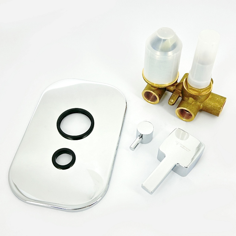 Смеситель для ванны Tiemme SKY Q115, СМ, три потребителя, хром