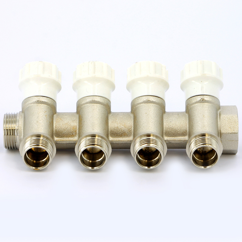 Коллектор НВ 3/4' 4x1/2' Н 38мм никелир. с вентилями