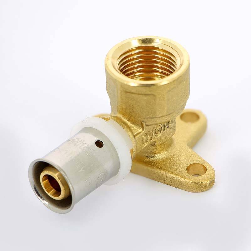 Водорозетка пресс-В Uni-Fitt 16 x 1/2 h=39 мм 710G6239