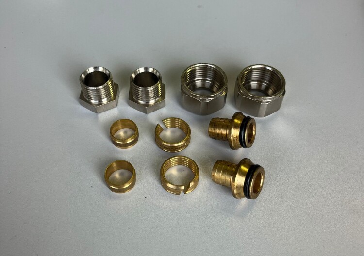 Набор присоединительный Oventrop Ofix K 18х2 мм гайка/винт 2 шт 1016777