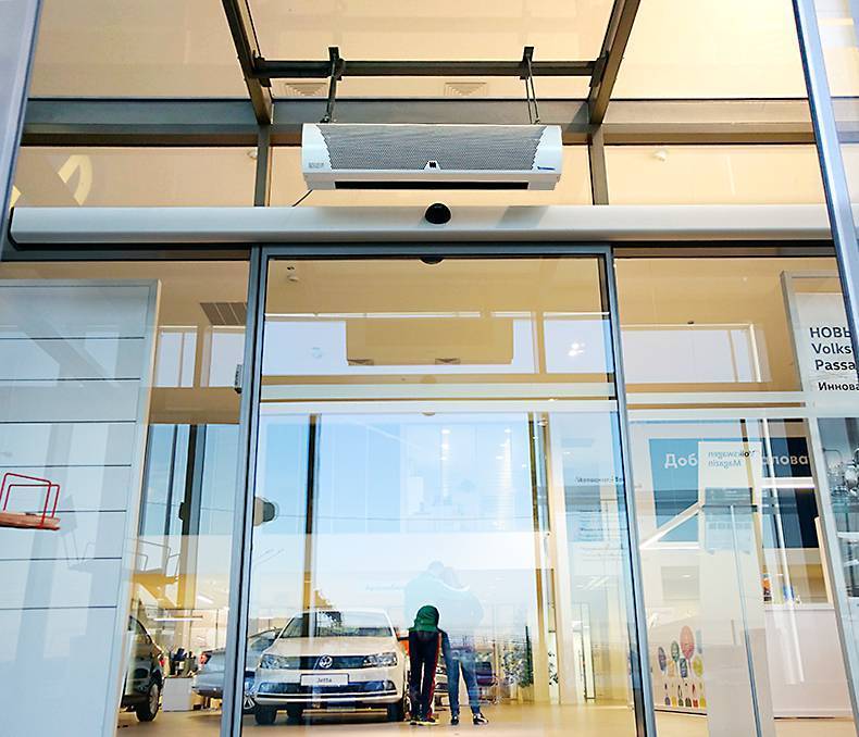 Тепловая завеса Тепломаш КЭВ-П3112A Комфорт без нагрева 111029