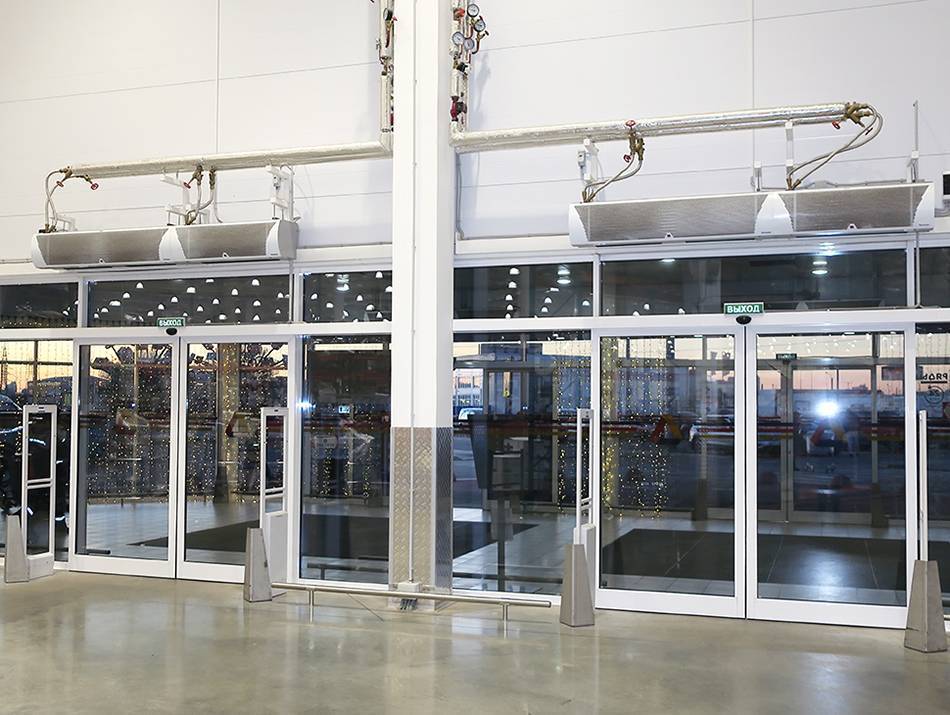 Тепловая завеса водяная Тепломаш КЭВ-44ПW