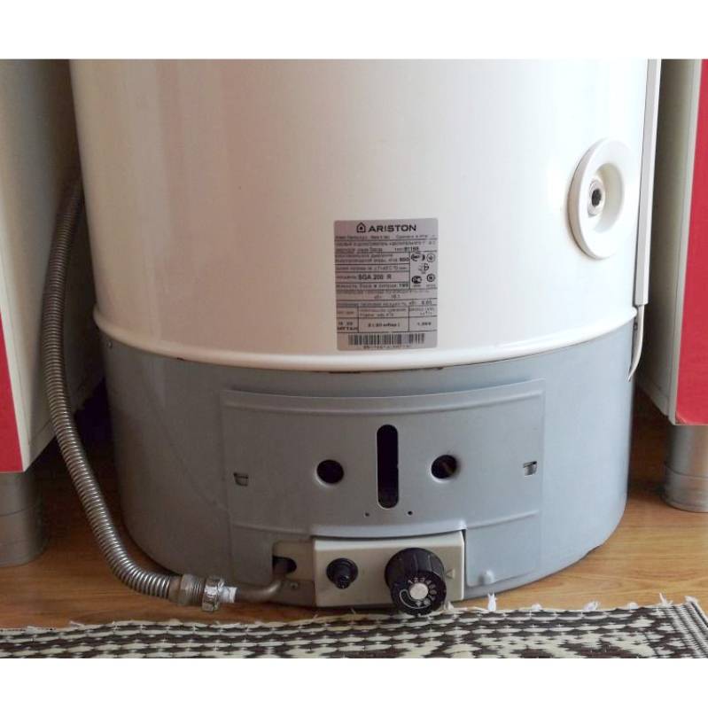 Водонагреватель газовый накопительный Ariston SGA 200 R 195 л 007730