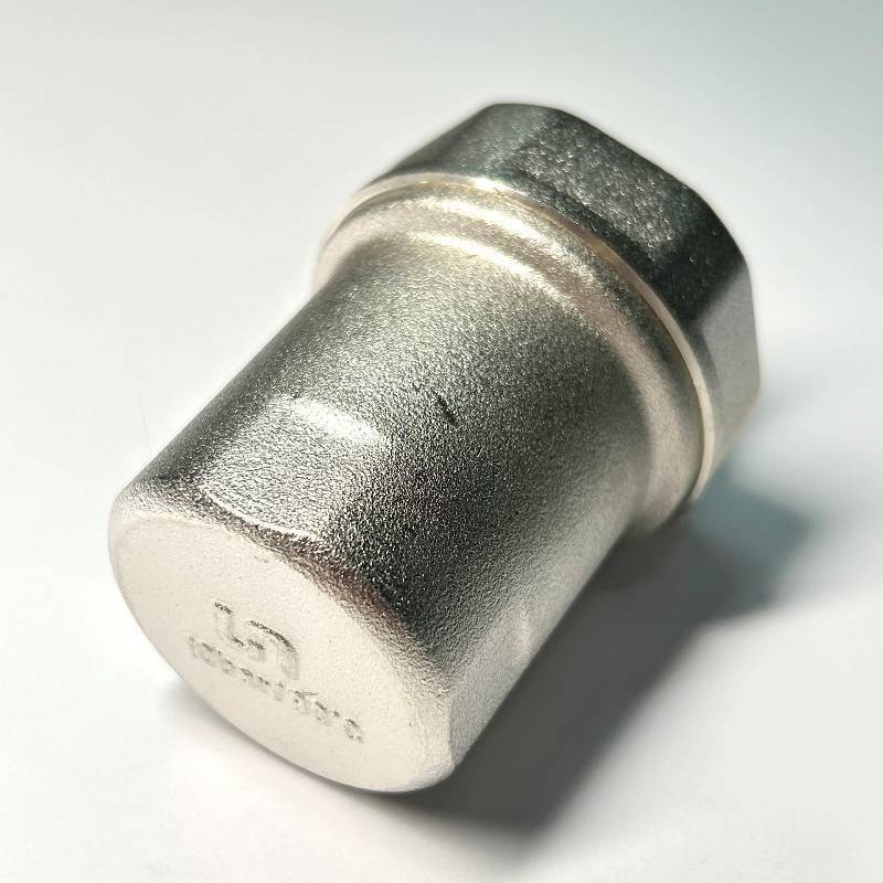 Компенсатор гидроудара Uni-Fitt 1/2 HP никелированный 260N2401