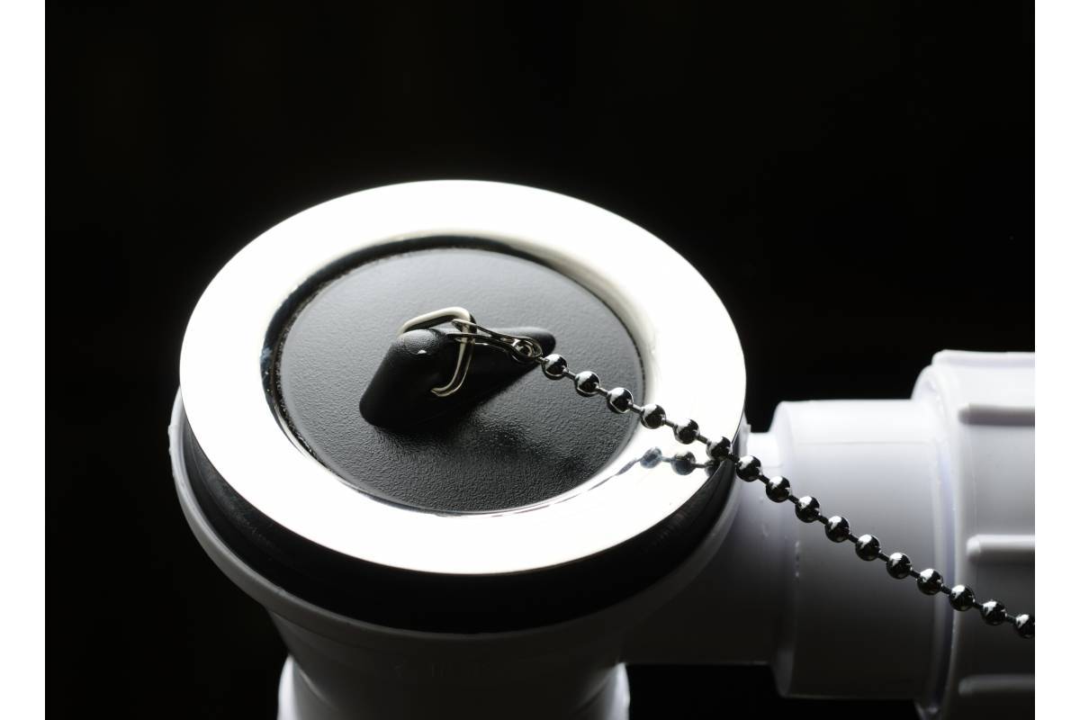 Слив-перелив для ванны McAlpine L 368 мм с ревизией пробка с цепочкой выход 40/50 мм хром MRB1-NS