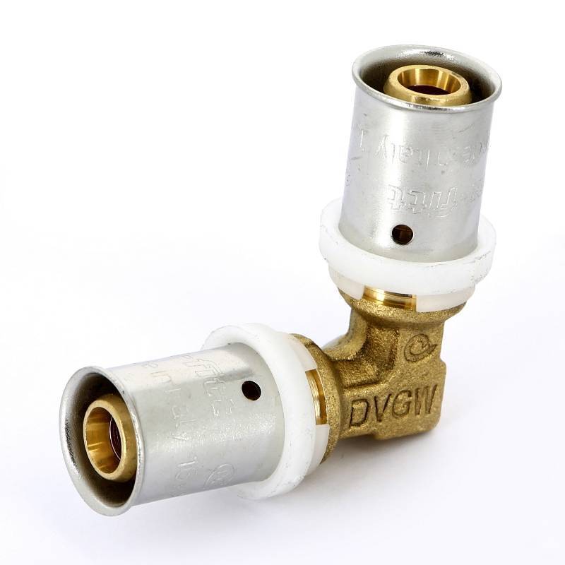 Угол пресс Uni-Fitt 16 мм 703G6600