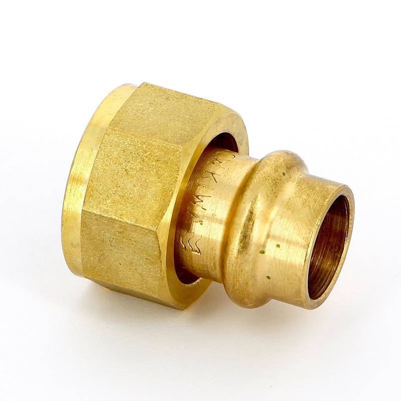 Муфта пресс IBP >B< Press 15 мм х 3/4 дюйма с накидной гайкой бронза P4355 01506000