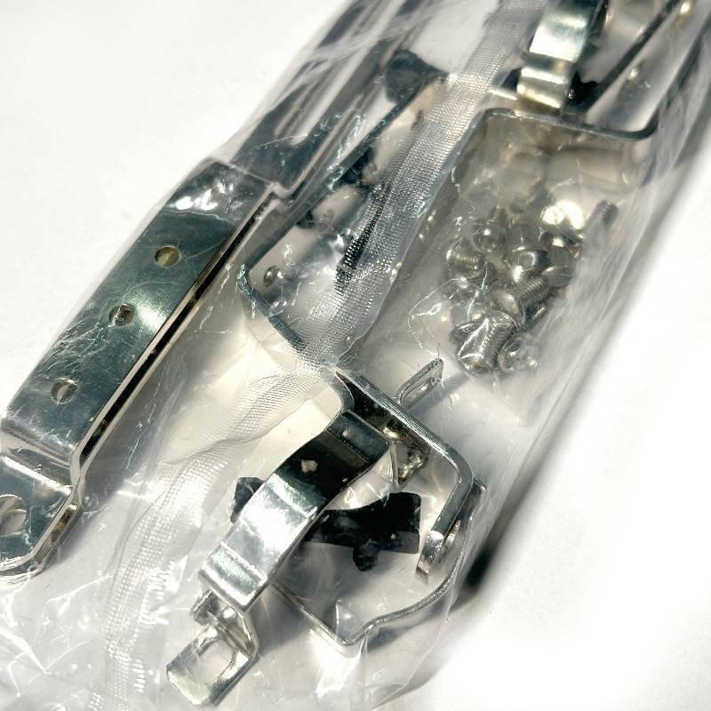 Кронштейн двойной регулируемый Luxor 1 для коллекторных групп комплект 2 шт 460D4235