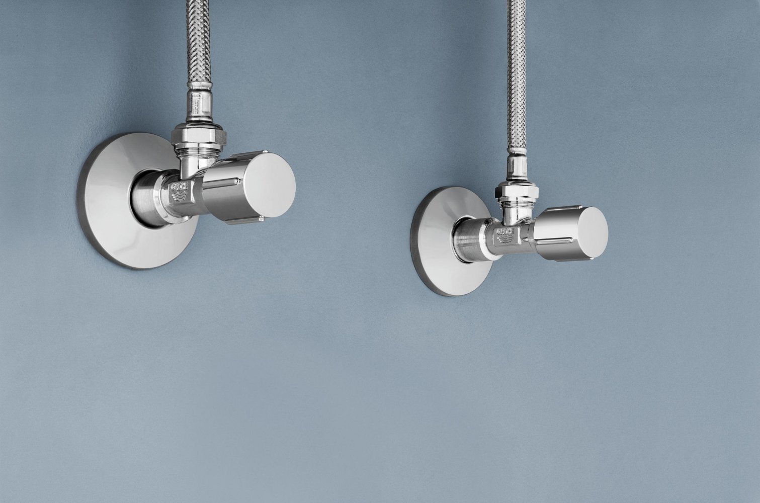 Вентиль угловой GROHE 1/2 x 3/8 для подключения смесителей хром 22039000