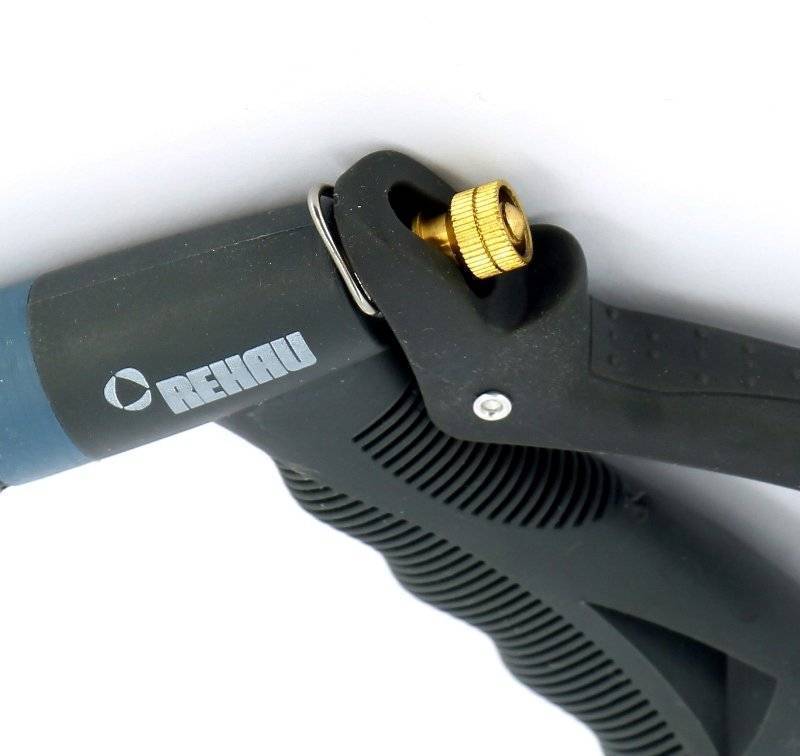 Пистолет-разбрызгиватель REHAU PREMIUM 7 режимов 12470581300