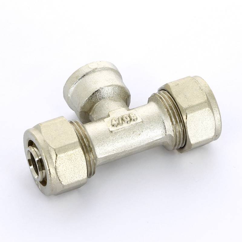 Тройник обжимной Henco 20х3/4х20 мм внутренняя резьба 9-200520