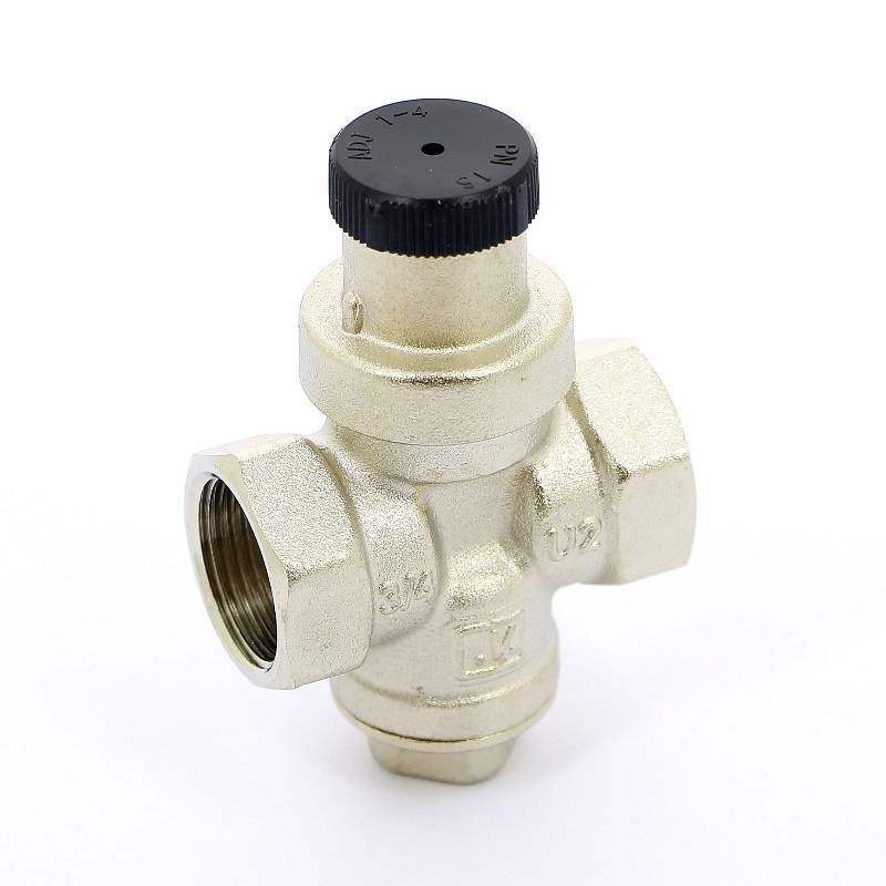 Редуктор давления UNI-FITT ВВ 3/4 никелированный 200N3000