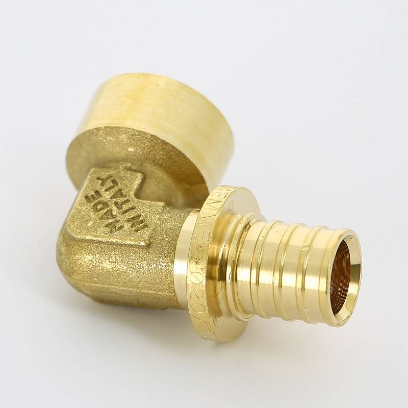 Угол аксиальный Uni-Fitt 20x1/2 ВР латунь 744G7200