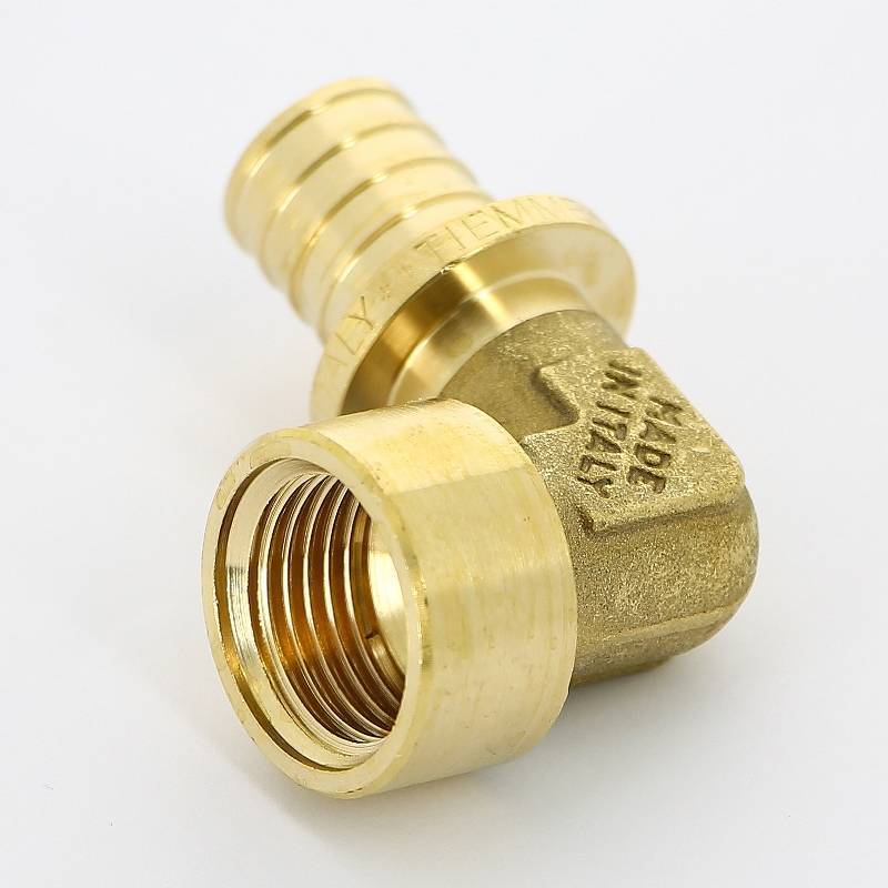 Угол аксиальный Uni-Fitt 20x1/2 ВР латунь 744G7200