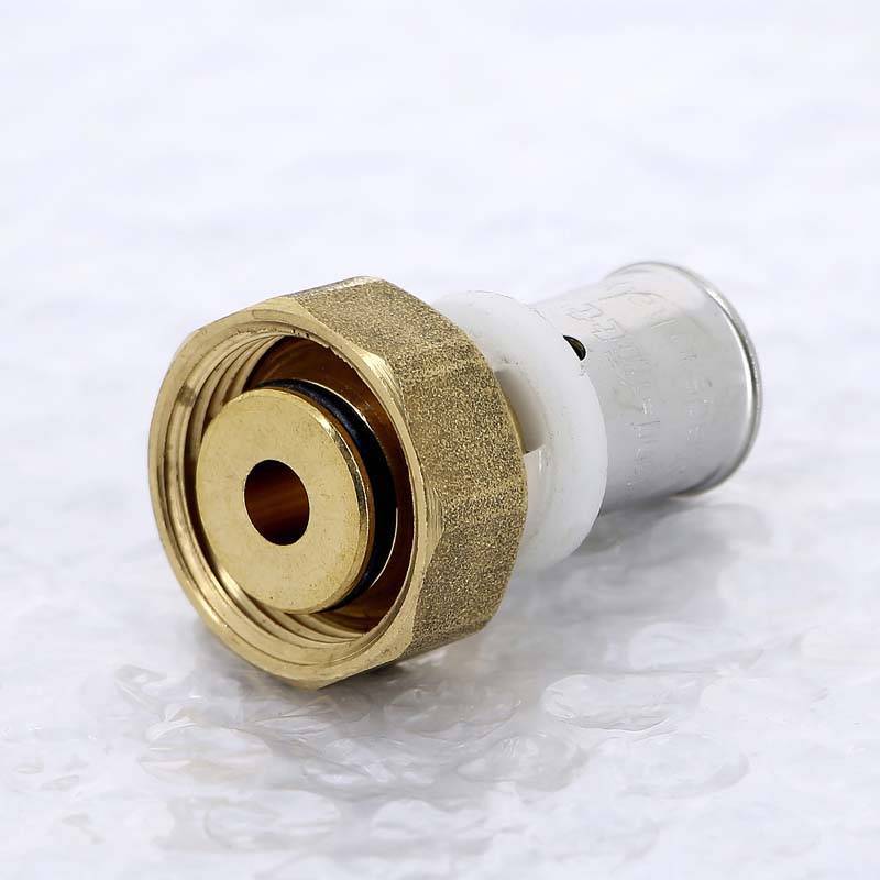 Муфта переходная пресс-В Uni-Fitt с накидной гайкой Евроконус 16х3/4 713G6300