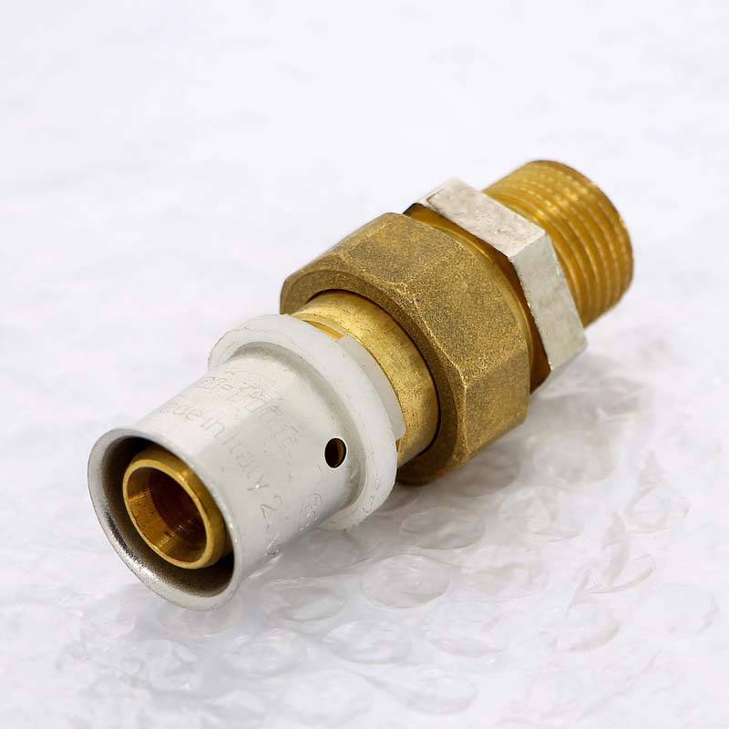 Муфта пресс-Н UNI-FITT со сгоном 20x1/2 715G7200